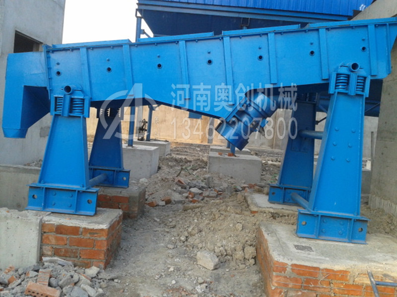 石墨粉分级直线振动筛选机 石墨粉分级直线振动筛选机