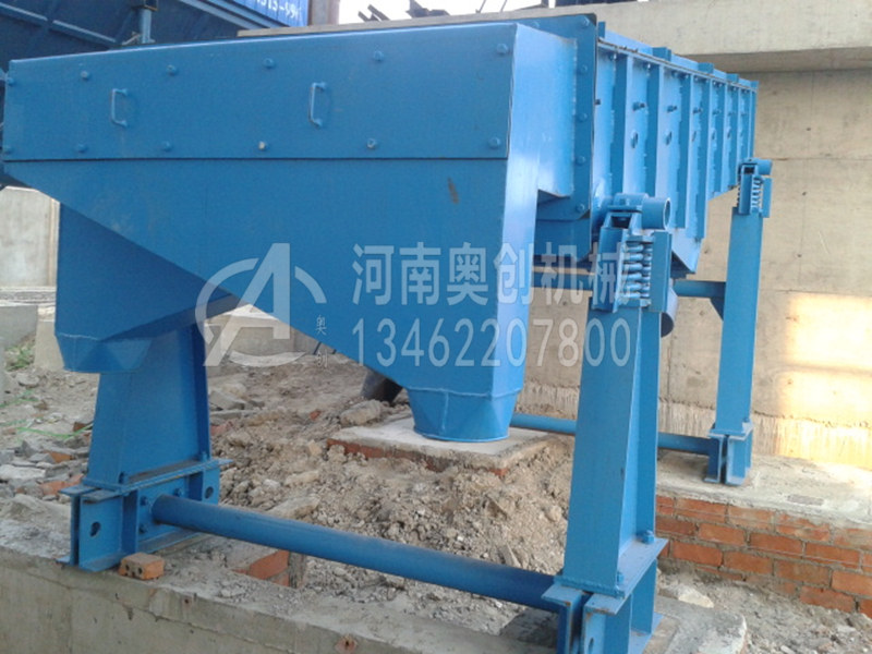 石墨粉分级直线振动筛选机 石墨粉分级直线振动筛选机