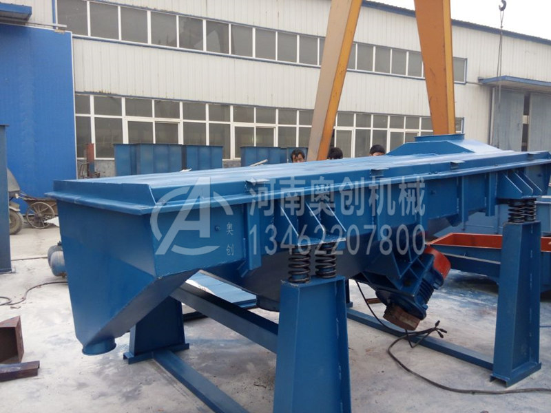 石灰粉分级专用直线振动筛选机投料不均匀会造成哪些后果吗? 石灰粉分级专用直线振动筛选机投料不均匀会造成哪些后果吗?