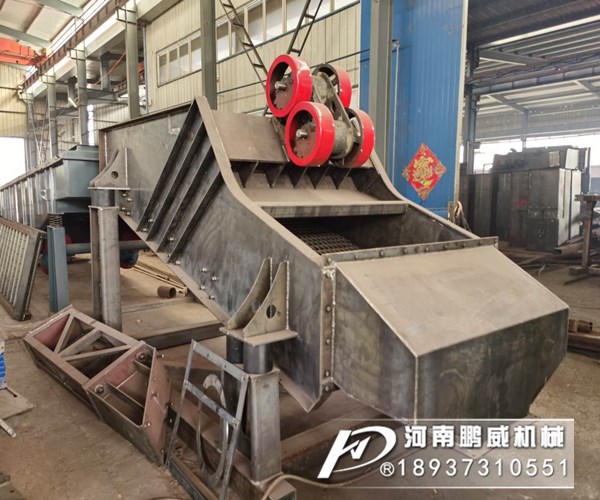 矿山筛石头用的振动筛单层的用什么规格型号的？