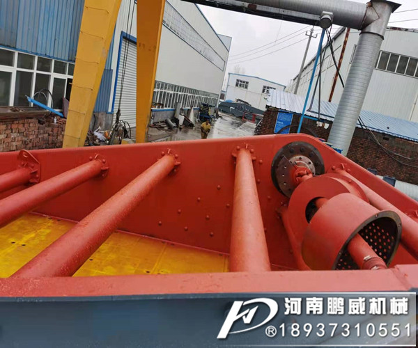 小型洗煤振动筛-振动筛中轴断裂是什么原因?