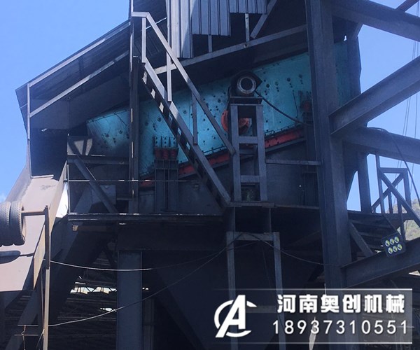 石灰石用那种振动筛筛分效果好？多一台少钱？