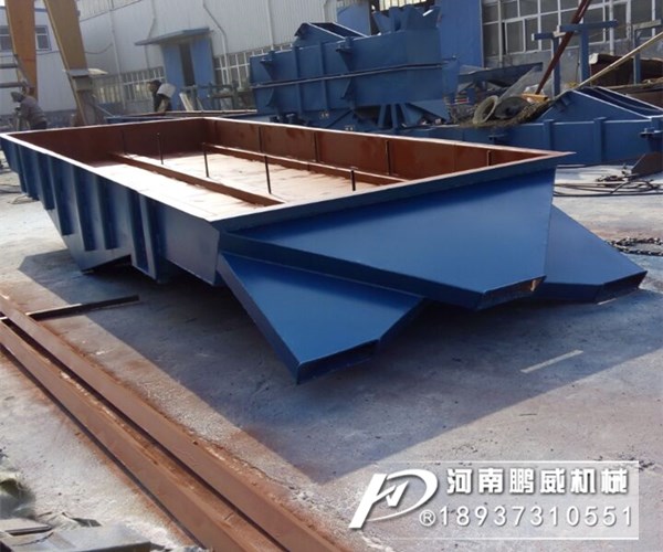 碳素材料的筛分该选什么样的那种类型直线振动筛筛分效果比较好?