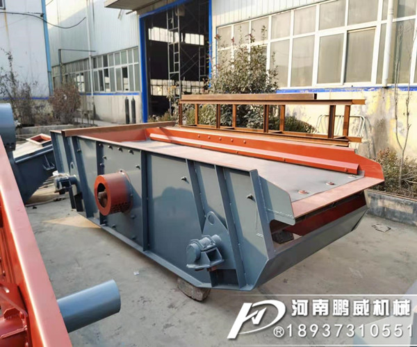 石灰粉使用的大产量振动筛多少钱一台?