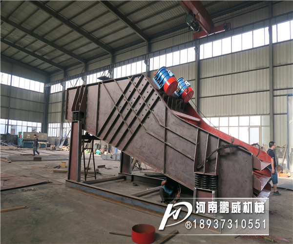 石头粗料筛选用那种类型振动筛哪里有买的